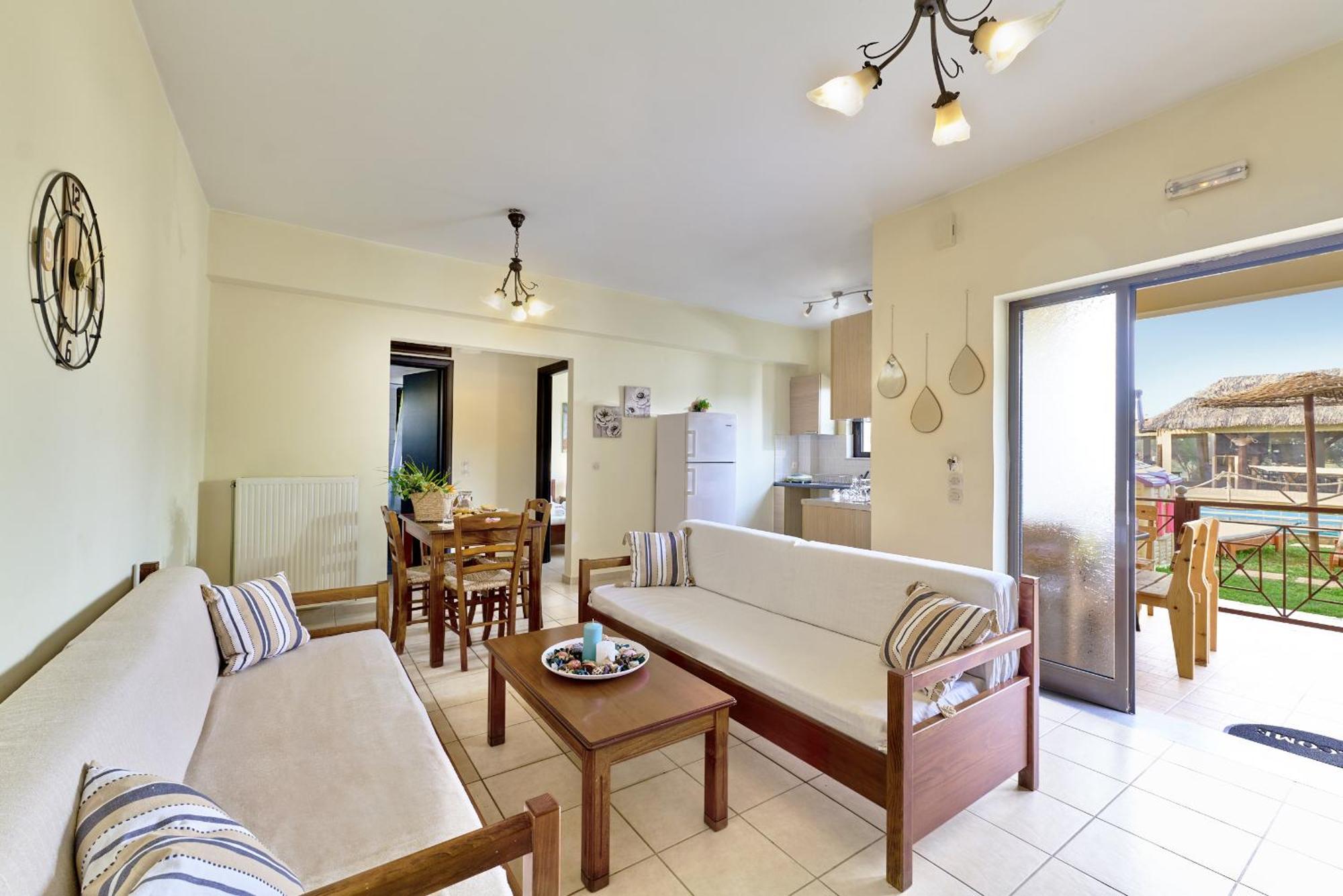 Villa Gereoudis Seaview Apartments-Pool & Bar Kolymbari Exterior photo
