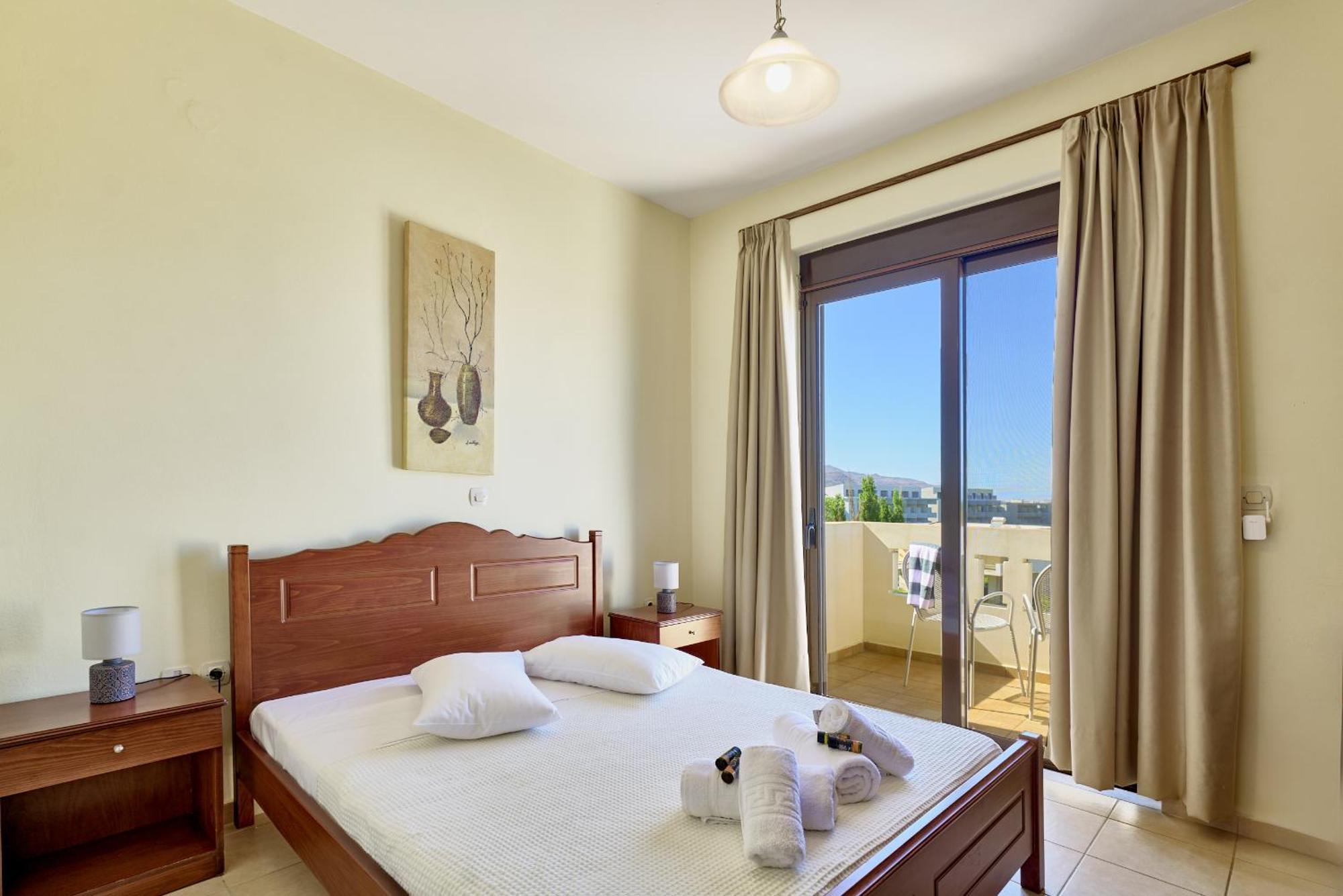 Villa Gereoudis Seaview Apartments-Pool & Bar Kolymbari Exterior photo
