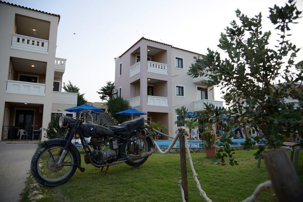 Villa Gereoudis Seaview Apartments-Pool & Bar Kolymbari Exterior photo